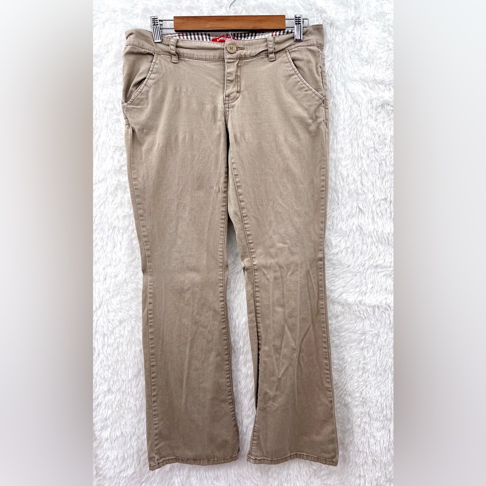 Unionbay Women's Tan Bootleg Chino Stretch Khaki Pants